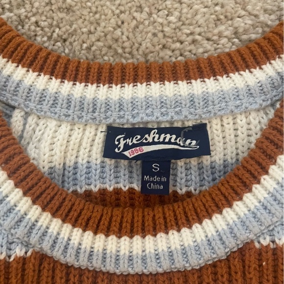 Freshman sleeveless knit sweater top size small - Picture 6 of 10